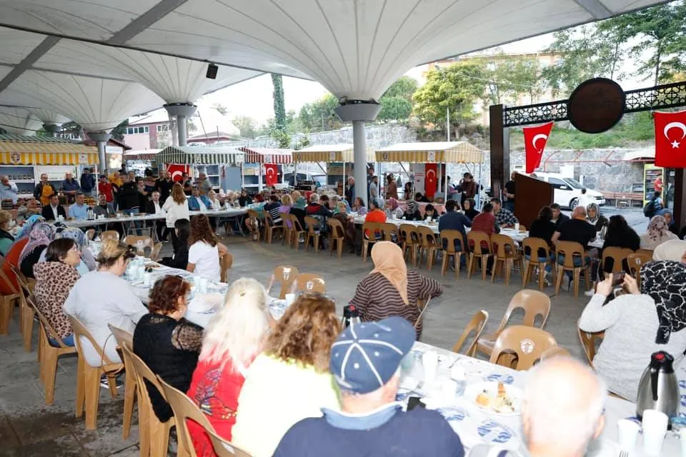 Şile’nin Emekçi Çiftçi Kadınının Alın Teri , Şile’nin Bereketi..