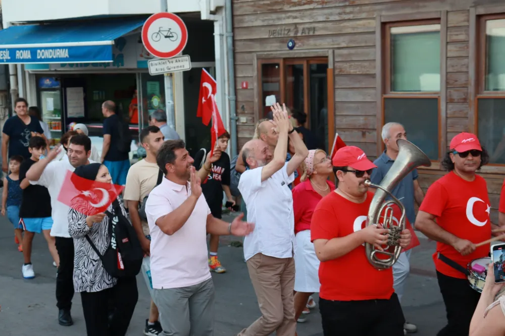 BÜYÜK ZAFERI COŞKUYLA KUTLADIK