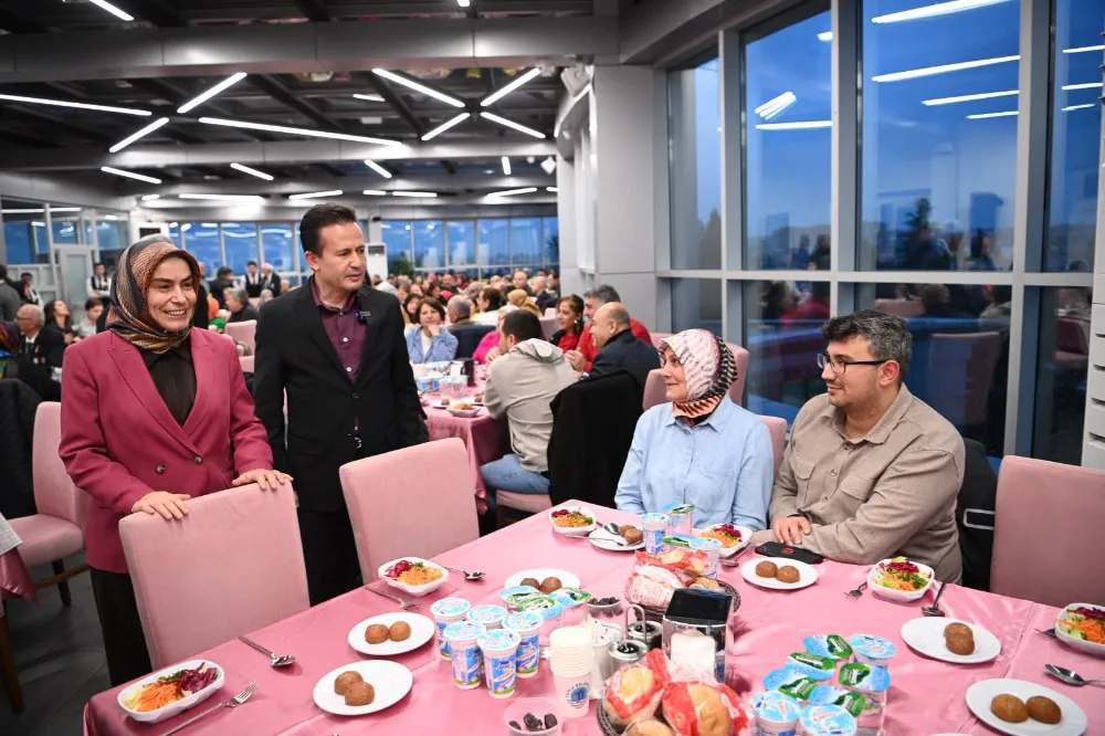 Başkan Yazıcı, şehit aileleri ve gazilerle iftar sofrasında buluştu