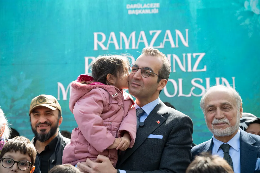 ŞİŞLİ BELEDİYE BAŞKANI ŞAHAN, DARÜLACEZE SAKİNLERİYLE BAYRAMLAŞTI