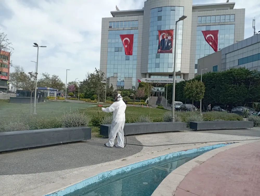 Bayrampaşa’da ‘sineksiz yaz’ için ilaçlama