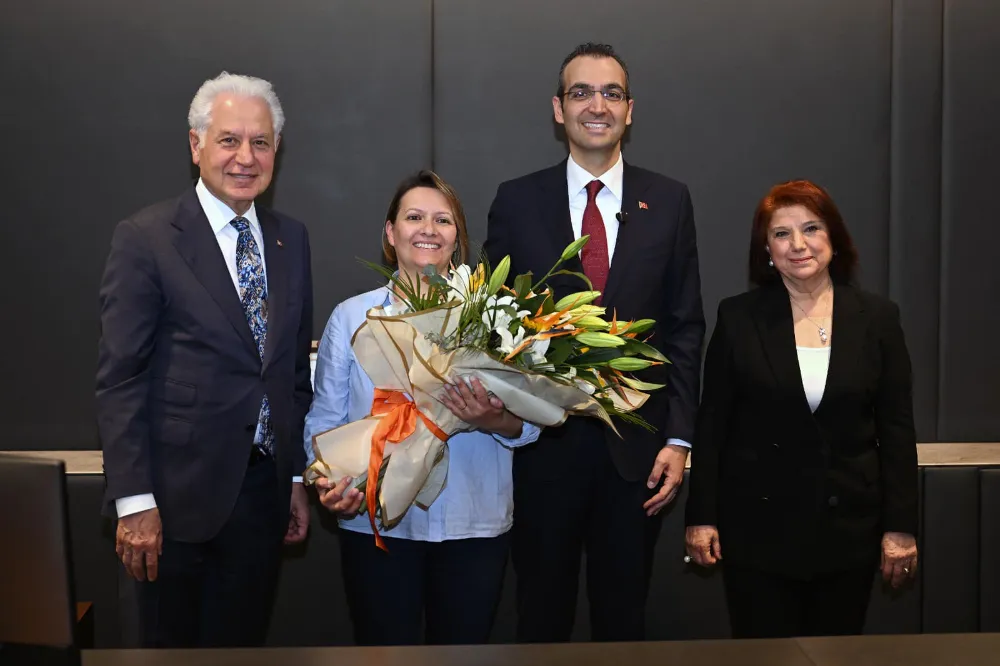 ŞİŞLİ’NİN YENİ BELEDİYE BAŞKANI ŞAHAN MAZBATASINI ALDI 