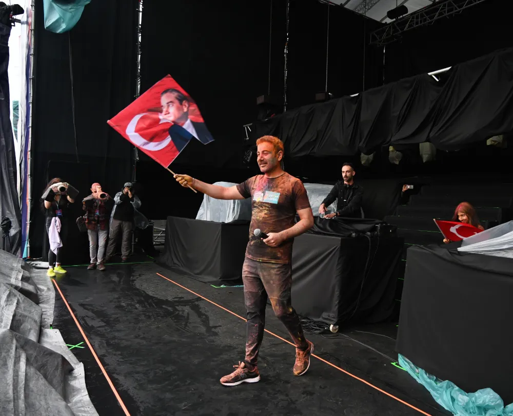 BEŞİKTAŞ BELEDİYESİ’NİN DÜZENLEDİĞİ FESTİVAL RENGARENK KOŞUSU,
