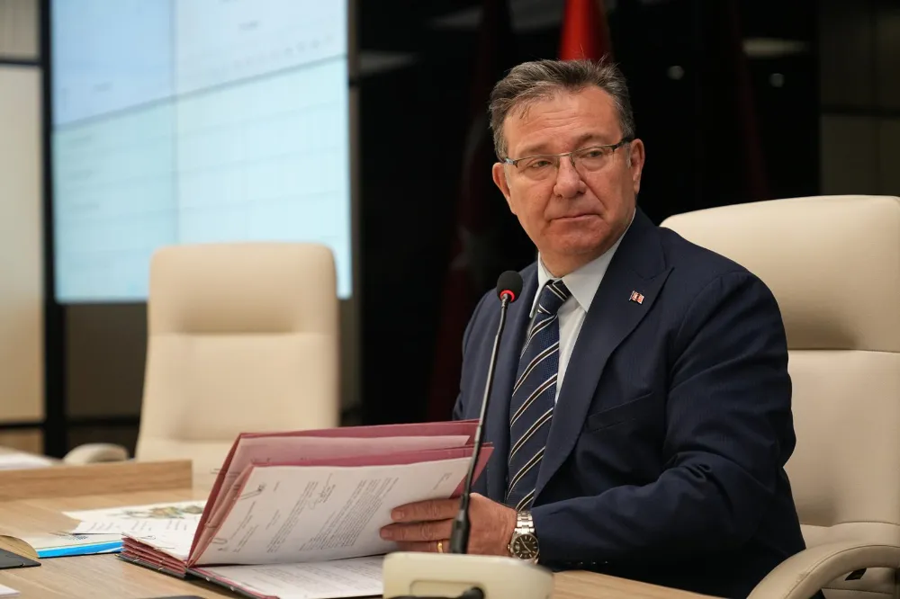 Sarıyer Belediyesi Başkanı Mustafa Oktay Aksu 