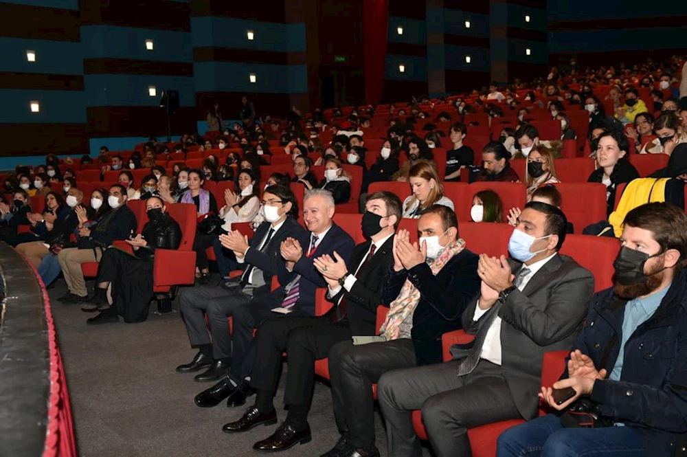 6. İSTANBUL ÇOCUK VE GENÇLİK SANAT BİENALİ BEŞİKTAŞ’TA BAŞLADI