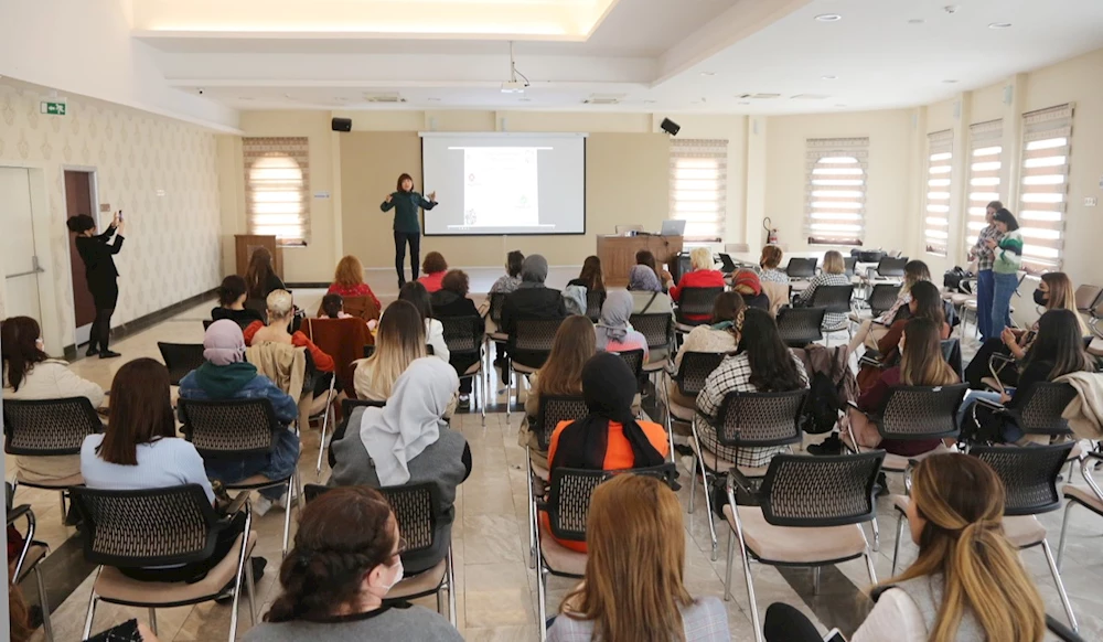 KÜÇÜKÇEKMECE BELEDİYESİ ‘AİLE AKADEMİSİ’NE EV SAHİPLİĞİ YAPTI