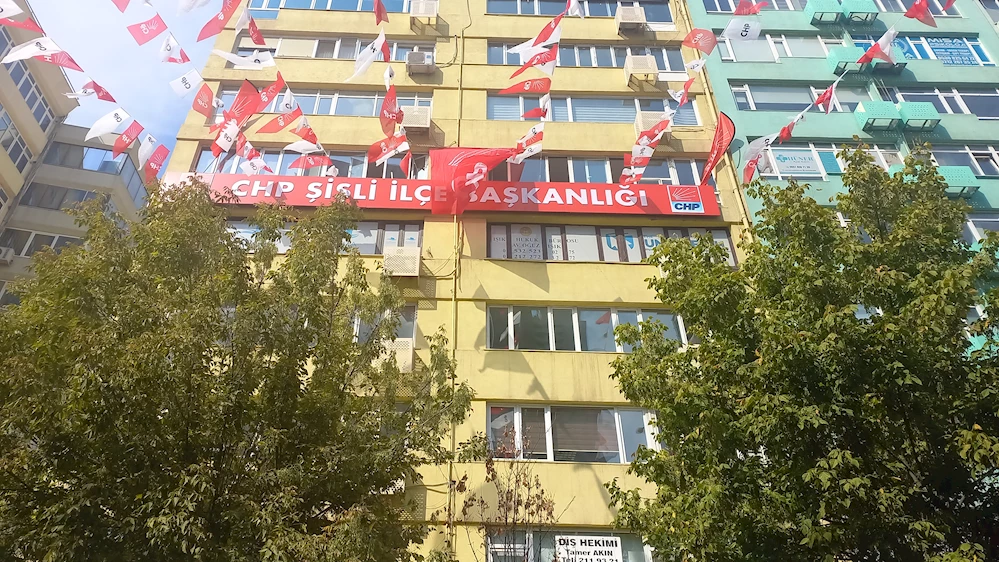 CHP ŞİŞLİ YENİ YERİNDE