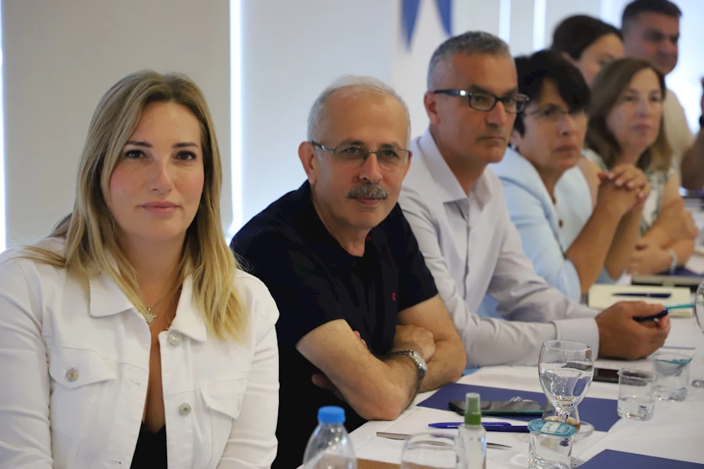 İBB EKİPLERİ SARIYERLİ MUHTARLARLA BULUŞTU