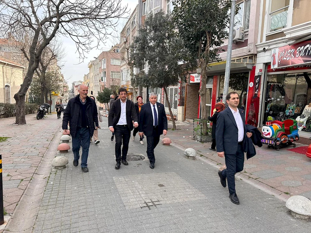 CHP Eyüpsultan İlçe Başkanlığı ilçedeki depremzedeleri ziyaret etti