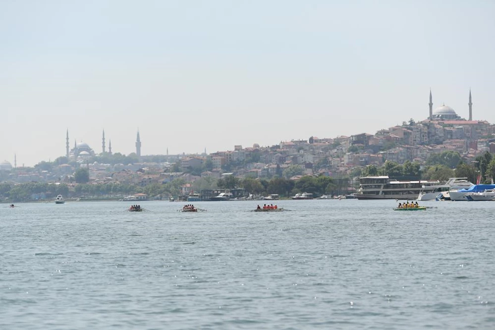 HALİÇ SU SPORLARI MERKEZİ, RENKLİ GÖRÜNTÜLERLE AÇILDI